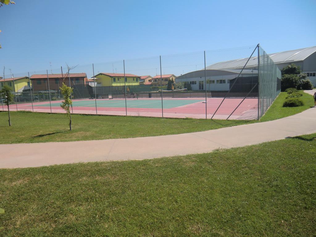 Residence Villaggio Dei Fiori Con Piscina E Posto Spiaggia Incluso 卡奥莱 客房 照片