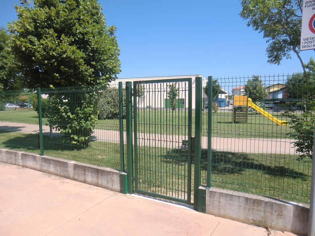 Residence Villaggio Dei Fiori Con Piscina E Posto Spiaggia Incluso 卡奥莱 客房 照片